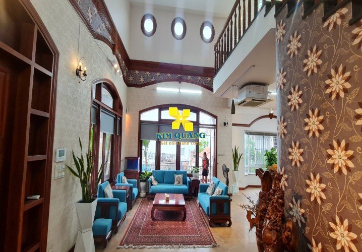 Phòng tiếp khách tầng trệt tòa nhà cho thuê đường Quốc Hương