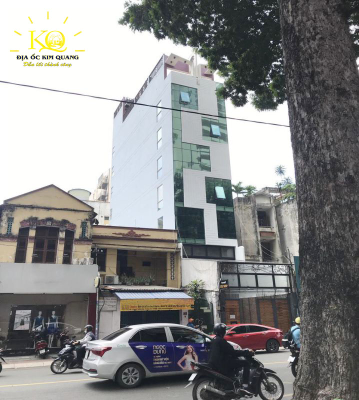 Diện tích trống bên trong tòa nhà cho thuê đường Nguyễn Thị Minh Khai quận 1