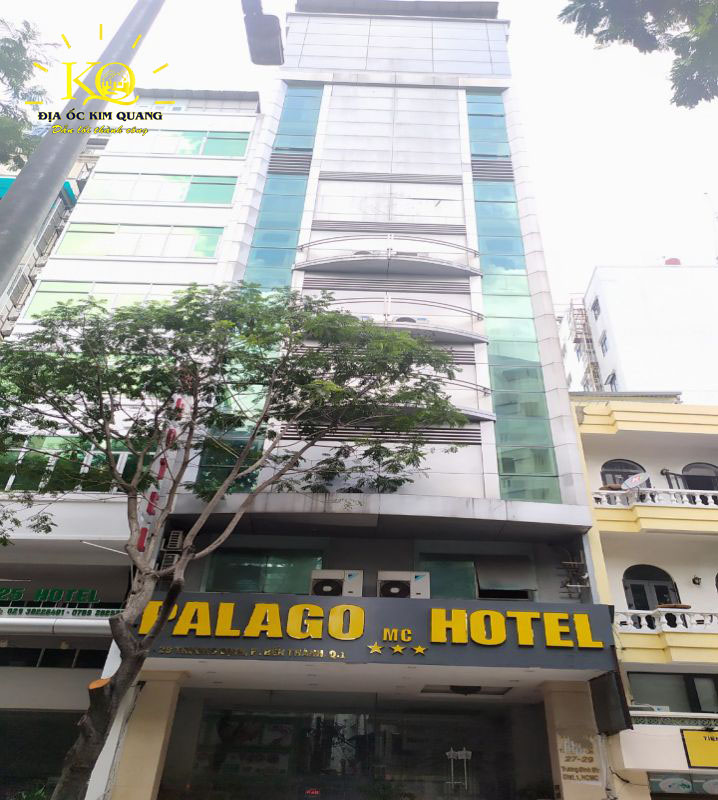Hình chụp bao quát nguyên tòa nhà khách sạn cho thuê đường Trương Định quận 1