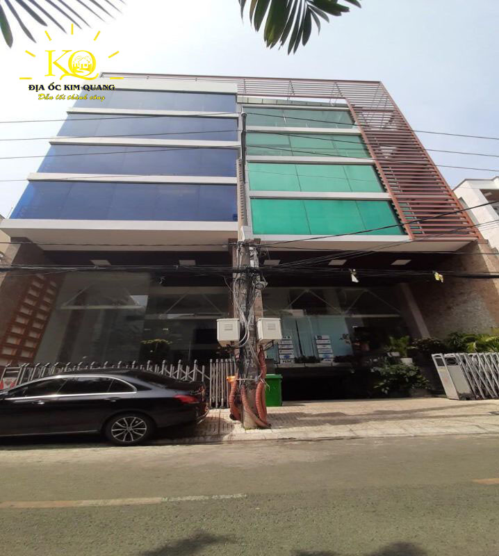Hình chụp bao quát nguyên tòa nhà văn phòng cho thuê đường Nguyễn Bá Tuyển 