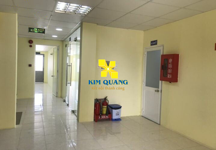 Khu vực hành lang của tòa nhà cho thuê đường Điện Biên Phủ