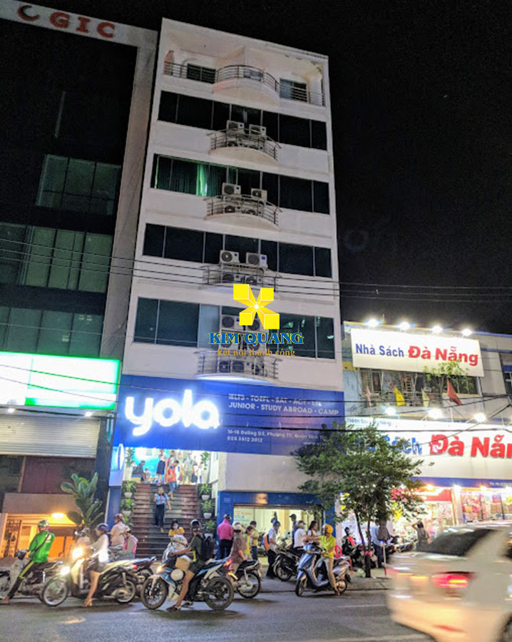 Hình chụp tổng quát bên ngoài tòa nhà văn phòng cho thuê đường Nguyễn Gia Trí