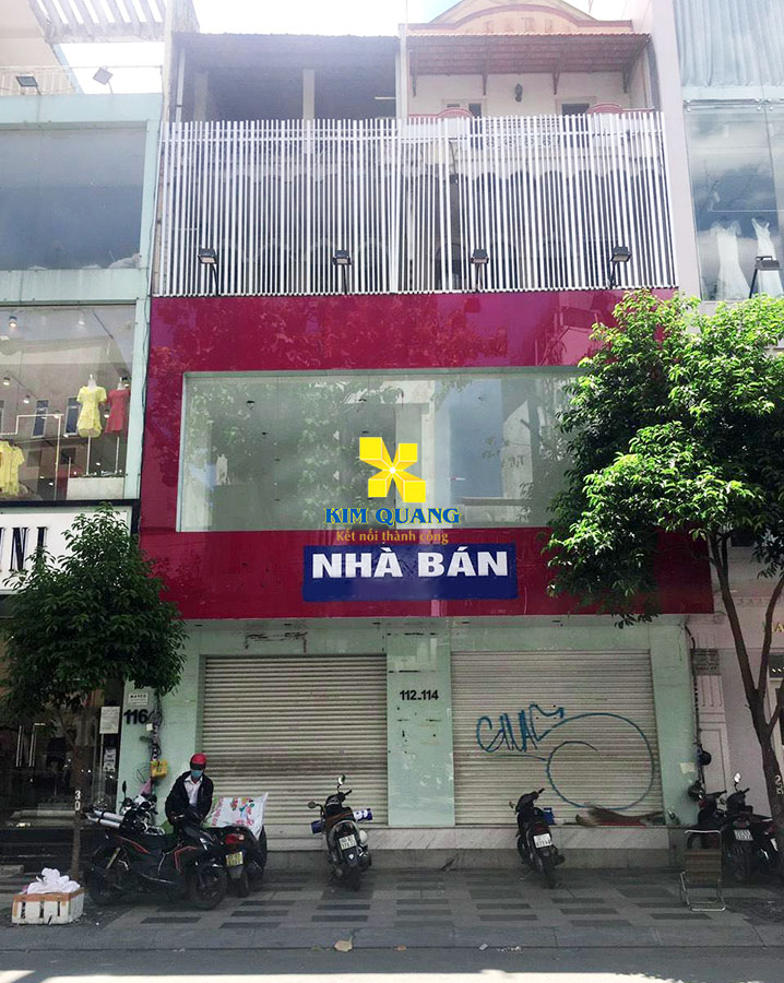 Hình chụp phía trước tòa nhà cho thuê đường Nguyễn Trãi